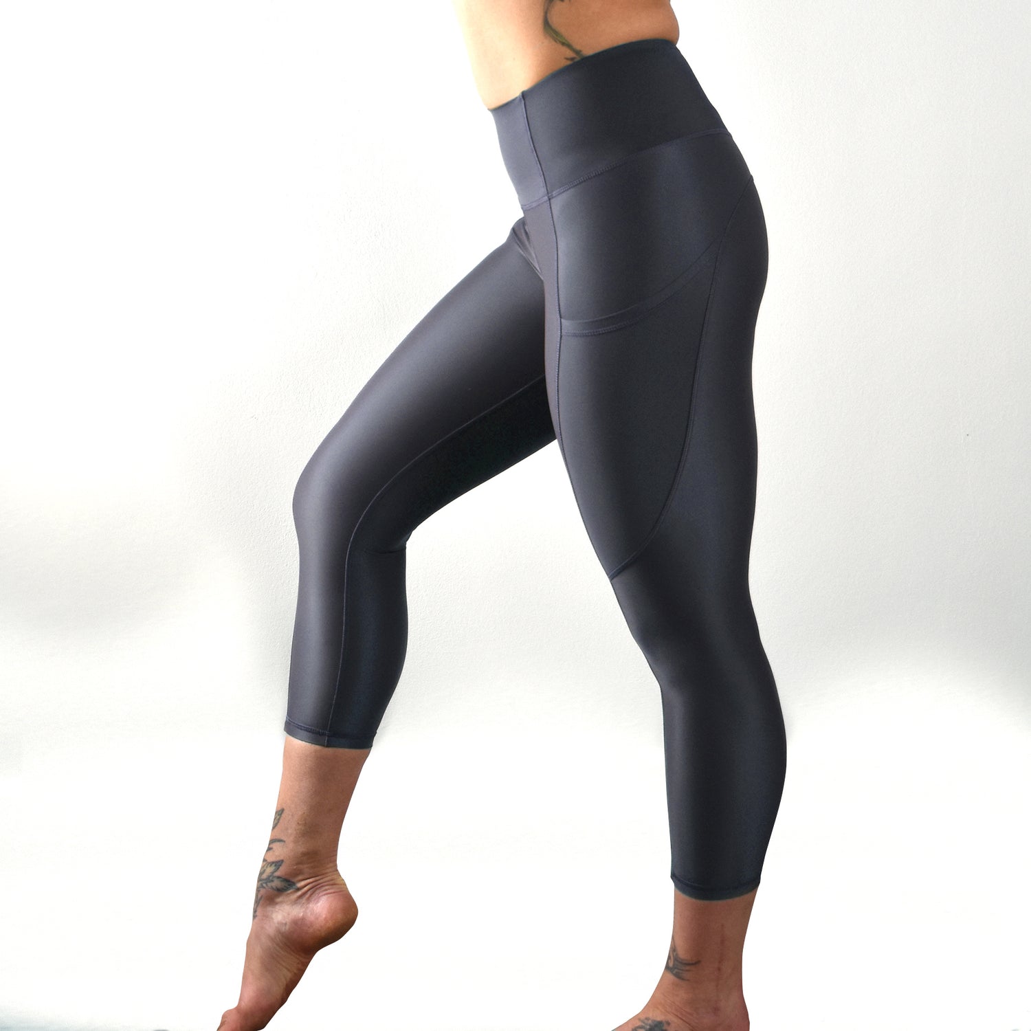 Knee Length Leggings High Waisted Yoga Workout Exercise Capris For