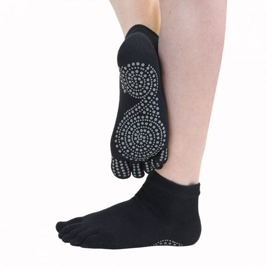 Gaiam GRIPPY Yoga Socks All Grip No Slip Black Small Medium 1 Pair for sale  online